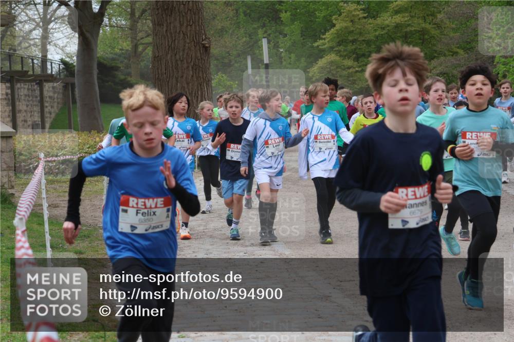 25.04.2026 - Das Zehntel Zöllner http://msf.ph/oto/9594900 25.04.2026 10:40:17 Laufen 6350, 7733, 6679 meine-sportfotos.de