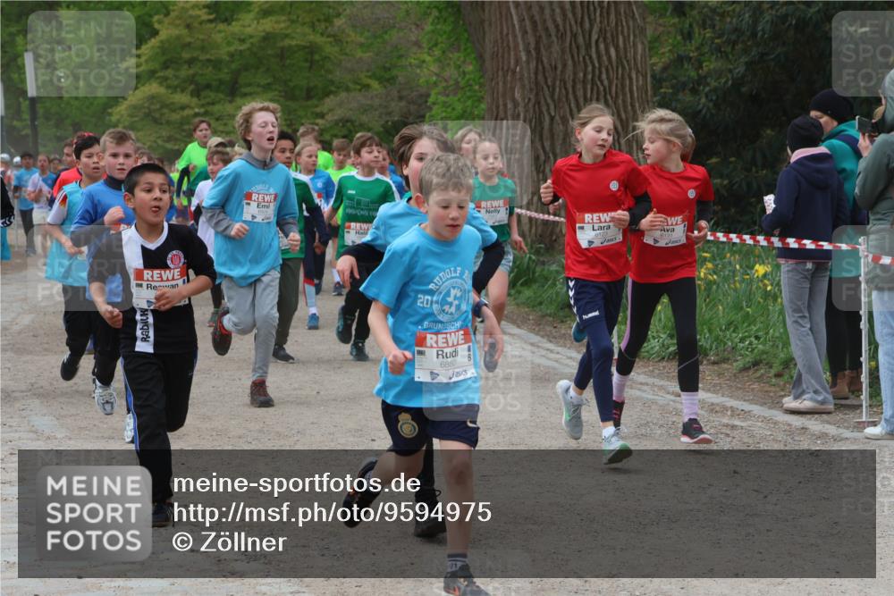 25.04.2026 - Das Zehntel Zöllner http://msf.ph/oto/9594975 25.04.2026 10:40:35 Laufen 20, 6880, 6123, 6131 meine-sportfotos.de