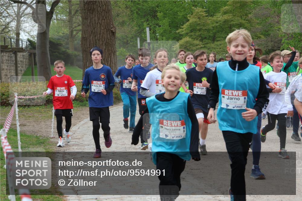 25.04.2026 - Das Zehntel Zöllner http://msf.ph/oto/9594991 25.04.2026 10:40:38 Laufen 5751, 5738 meine-sportfotos.de