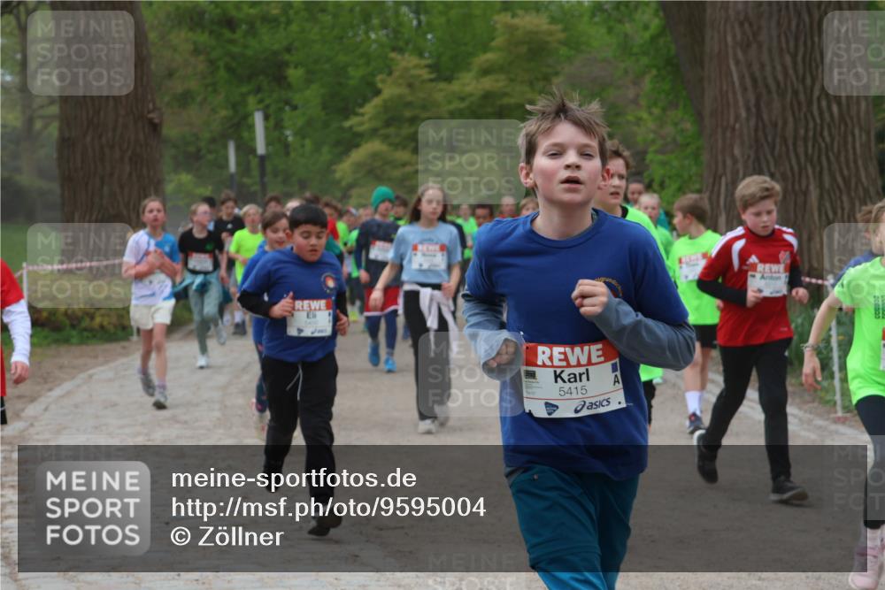 25.04.2026 - Das Zehntel Zöllner http://msf.ph/oto/9595004 25.04.2026 10:40:41 Laufen 5415 meine-sportfotos.de