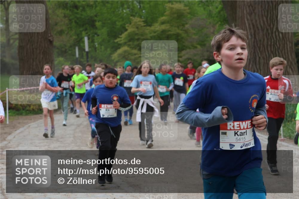 25.04.2026 - Das Zehntel Zöllner http://msf.ph/oto/9595005 25.04.2026 10:40:42 Laufen 5450, 5415 meine-sportfotos.de