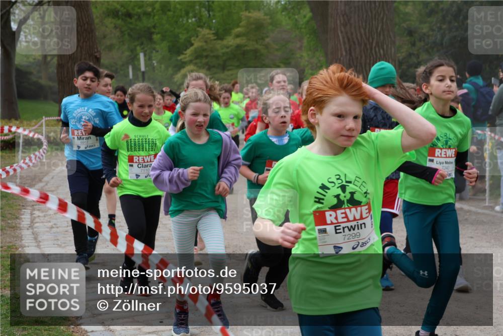 25.04.2026 - Das Zehntel Zöllner http://msf.ph/oto/9595037 25.04.2026 10:40:51 Laufen 6012, 1, 7110, 7299, 7340 meine-sportfotos.de