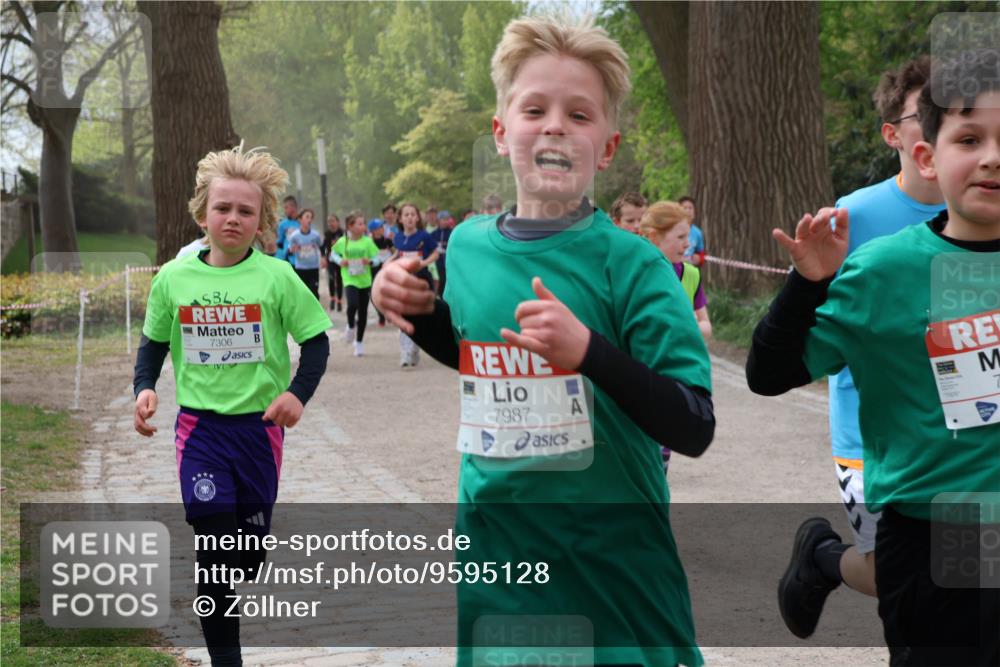 25.04.2026 - Das Zehntel Zöllner http://msf.ph/oto/9595128 25.04.2026 10:41:11 Laufen 7306, 7987 meine-sportfotos.de