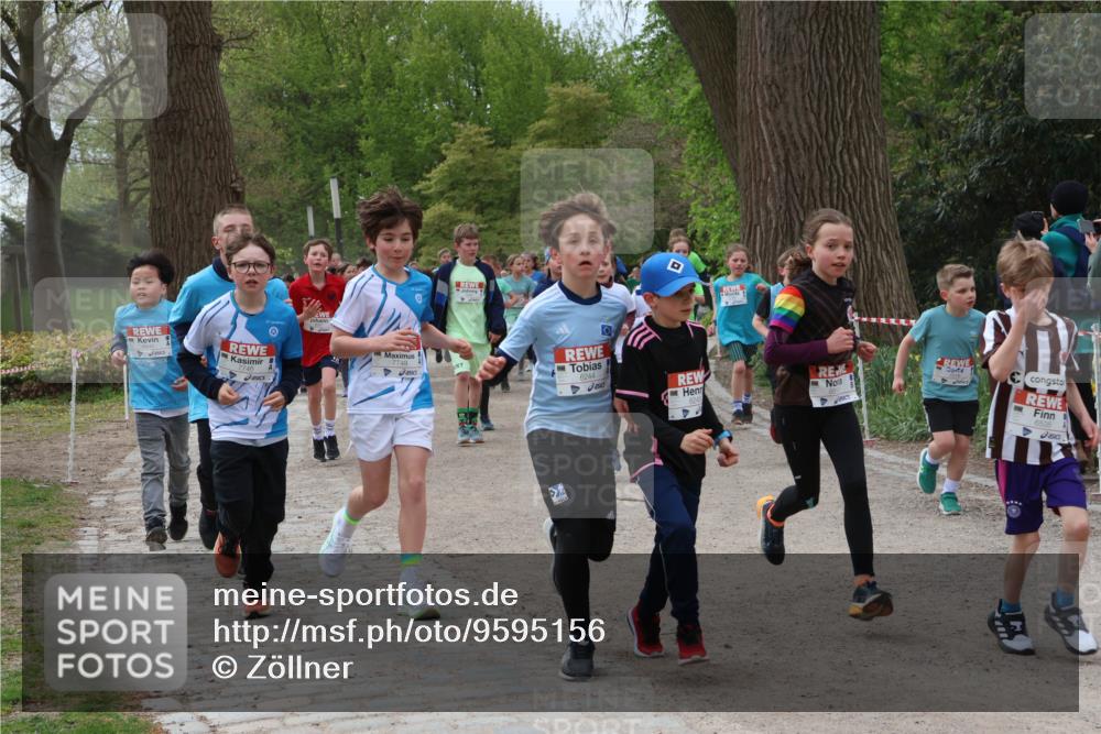 25.04.2026 - Das Zehntel Zöllner http://msf.ph/oto/9595156 25.04.2026 10:41:18 Laufen 7749, 6244, 6535 meine-sportfotos.de