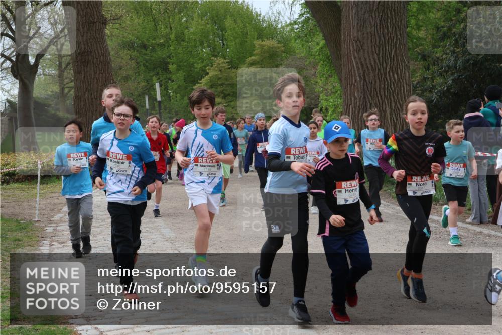 25.04.2026 - Das Zehntel Zöllner http://msf.ph/oto/9595157 25.04.2026 10:41:19 Laufen 7746, 7749, 6249 meine-sportfotos.de