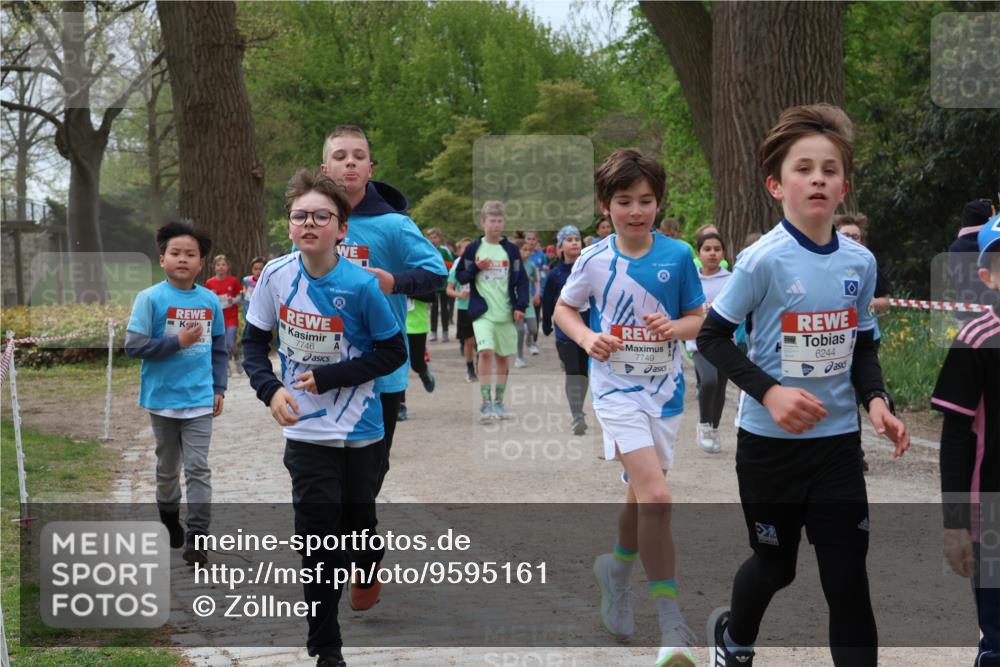 25.04.2026 - Das Zehntel Zöllner http://msf.ph/oto/9595161 25.04.2026 10:41:19 Laufen 7746, 7749, 6244 meine-sportfotos.de