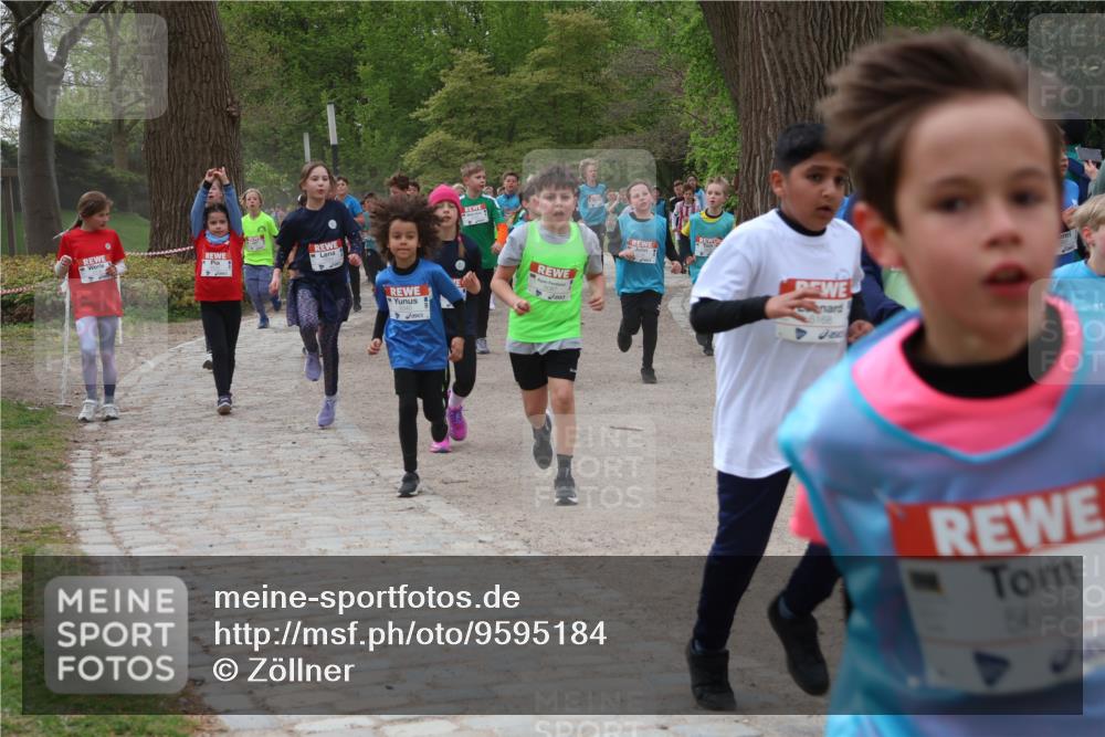 25.04.2026 - Das Zehntel Zöllner http://msf.ph/oto/9595184 25.04.2026 10:41:24 Laufen 5168, 5688 meine-sportfotos.de