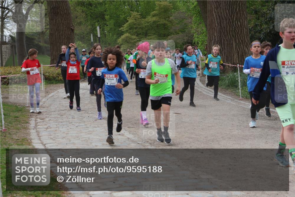 25.04.2026 - Das Zehntel Zöllner http://msf.ph/oto/9595188 25.04.2026 10:41:25 Laufen 8066 meine-sportfotos.de