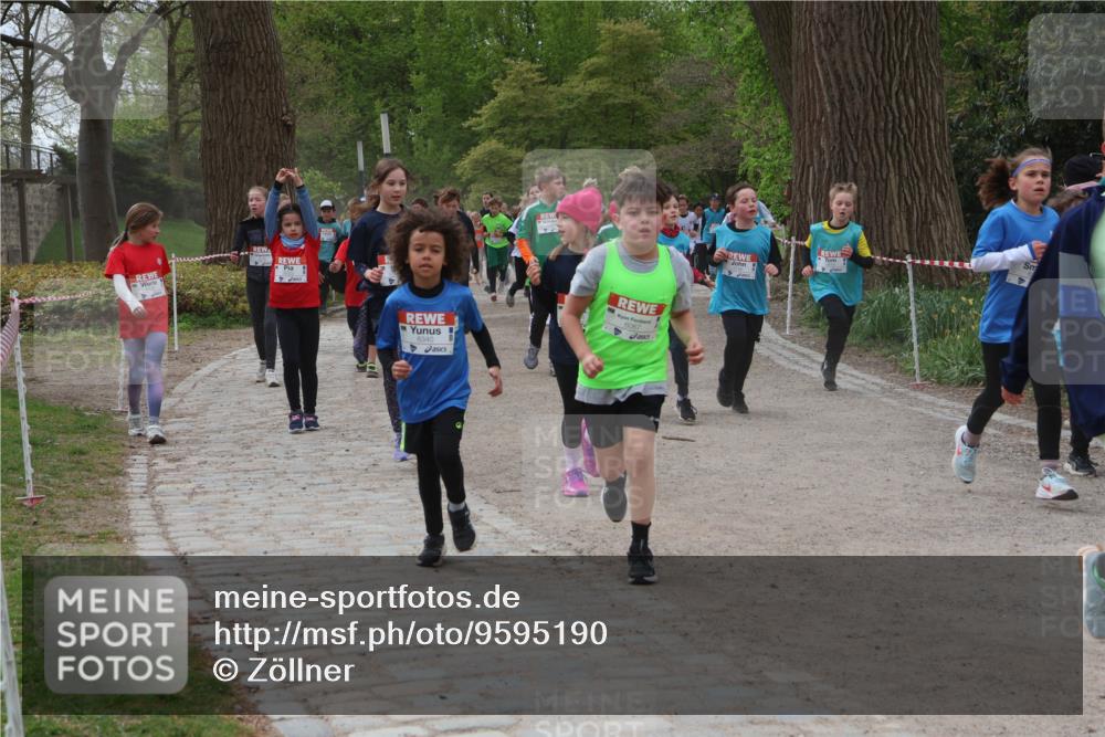 25.04.2026 - Das Zehntel Zöllner http://msf.ph/oto/9595190 25.04.2026 10:41:25 Laufen 6067 meine-sportfotos.de