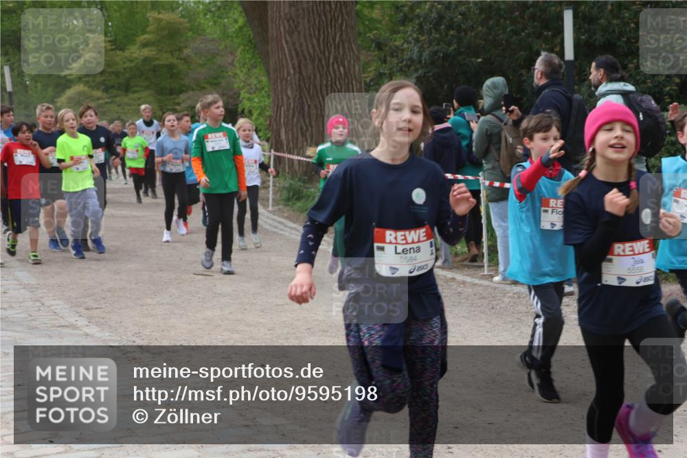 25.04.2026 - Das Zehntel Zöllner http://msf.ph/oto/9595198 25.04.2026 10:41:28 Laufen 5584, 2513 meine-sportfotos.de