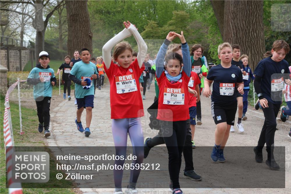 25.04.2026 - Das Zehntel Zöllner http://msf.ph/oto/9595212 25.04.2026 10:41:31 Laufen 6126, 6122, 5571 meine-sportfotos.de