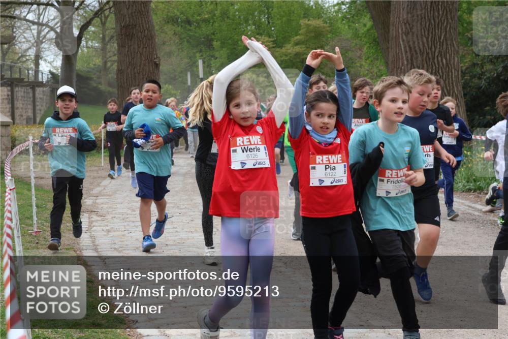 25.04.2026 - Das Zehntel Zöllner http://msf.ph/oto/9595213 25.04.2026 10:41:32 Laufen 6126, 6122, 7526 meine-sportfotos.de