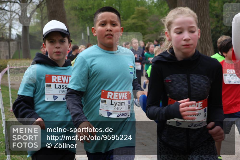 25.04.2026 - Das Zehntel Zöllner http://msf.ph/oto/9595224 25.04.2026 10:41:34 Laufen 7652, 7552, 7498, 7498, 512095, 3740, 6143 meine-sportfotos.de