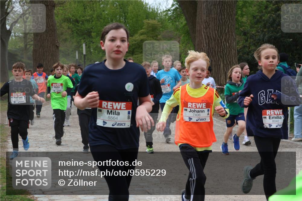 25.04.2026 - Das Zehntel Zöllner http://msf.ph/oto/9595229 25.04.2026 10:41:35 Laufen 5564, 7406, 8042 meine-sportfotos.de