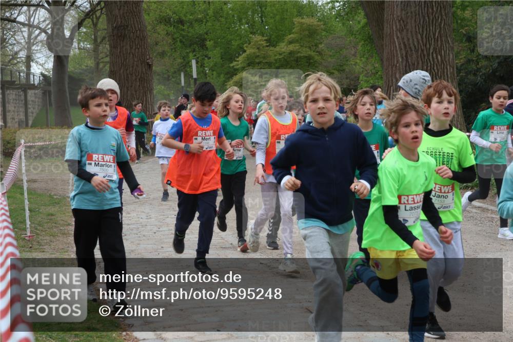 25.04.2026 - Das Zehntel Zöllner http://msf.ph/oto/9595248 25.04.2026 10:41:39 Laufen 7500, 7, 7073, 7153 meine-sportfotos.de