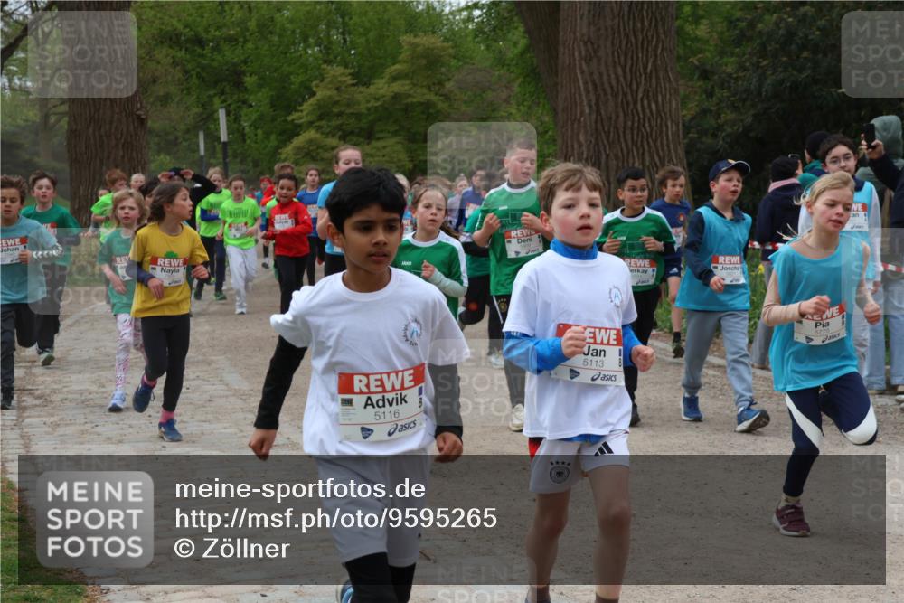 25.04.2026 - Das Zehntel Zöllner http://msf.ph/oto/9595265 25.04.2026 10:41:43 Laufen 5116, 5113, 5775 meine-sportfotos.de