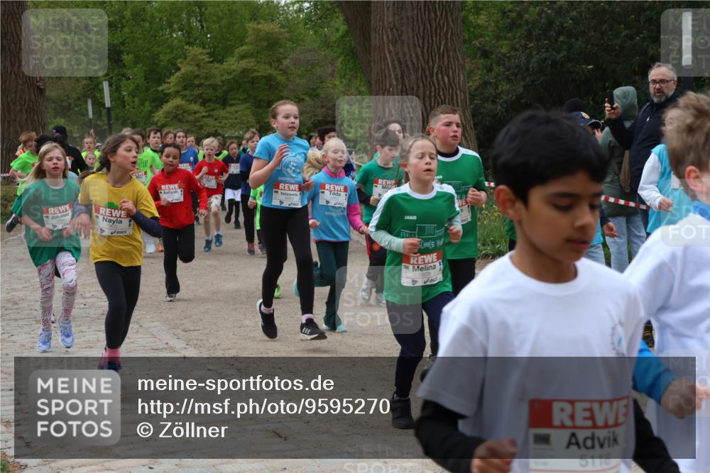 25.04.2026 - Das Zehntel Zöllner http://msf.ph/oto/9595270 25.04.2026 10:41:44 Laufen 7905, 6953, 5926, 5116 meine-sportfotos.de