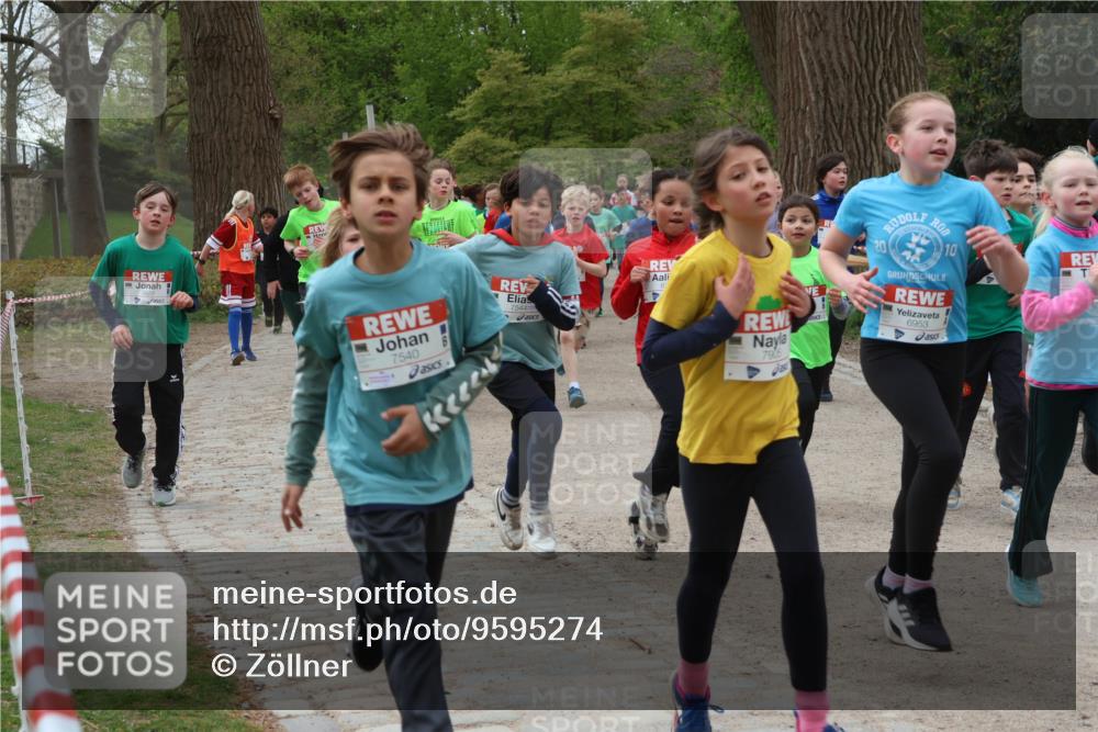 25.04.2026 - Das Zehntel Zöllner http://msf.ph/oto/9595274 25.04.2026 10:41:45 Laufen 7540, 7544, 7905, 20, 6953, 10 meine-sportfotos.de