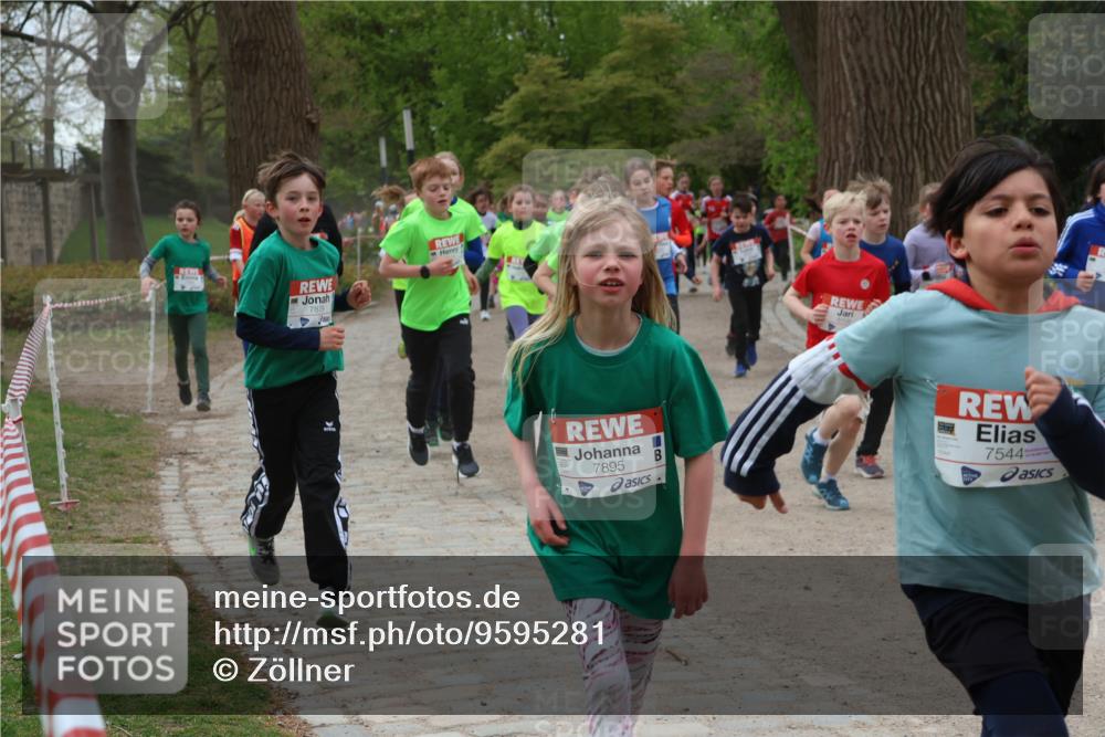 25.04.2026 - Das Zehntel Zöllner http://msf.ph/oto/9595281 25.04.2026 10:41:46 Laufen 7879, 7895, 7544 meine-sportfotos.de