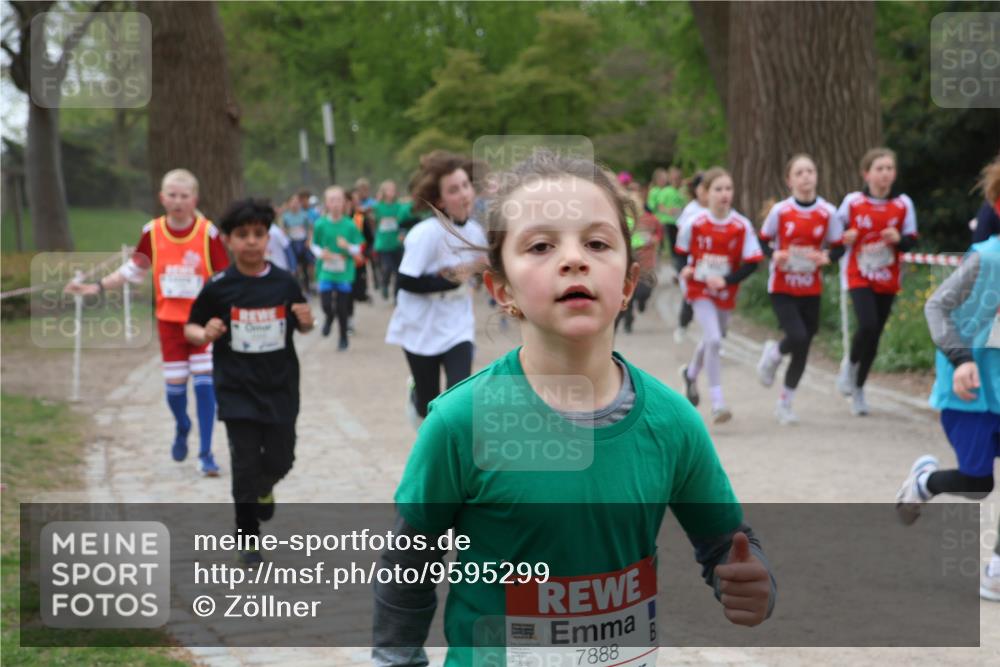 25.04.2026 - Das Zehntel Zöllner http://msf.ph/oto/9595299 25.04.2026 10:41:51 Laufen 7888, 11 meine-sportfotos.de