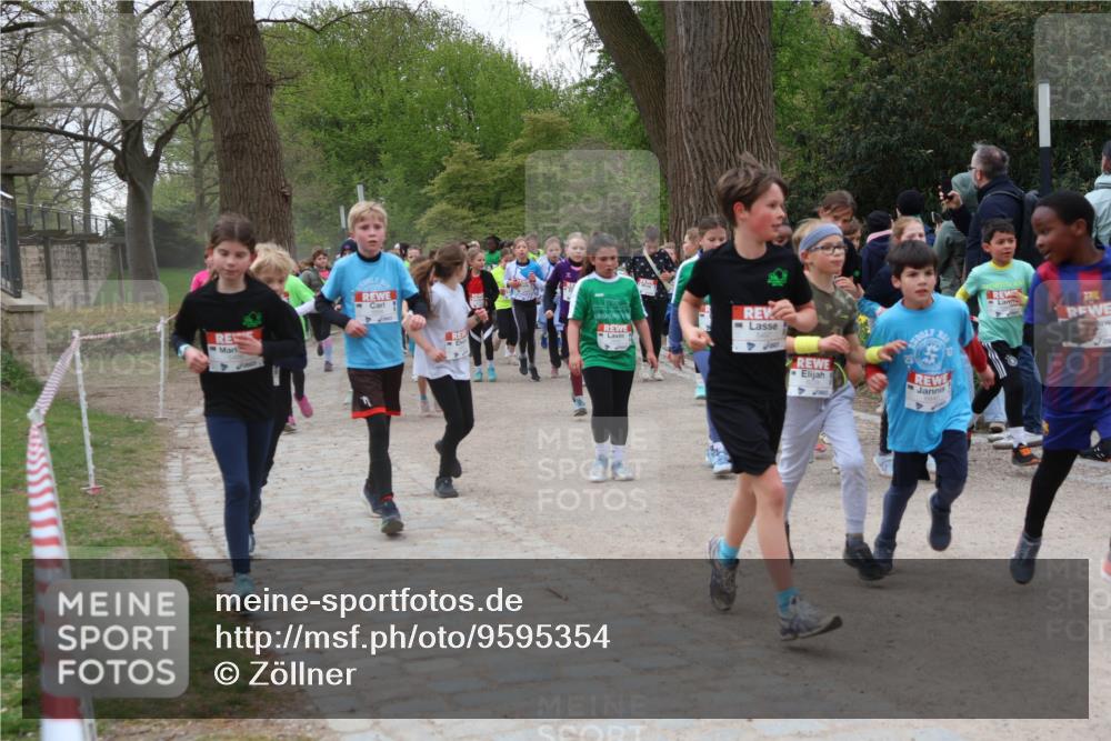 25.04.2026 - Das Zehntel Zöllner http://msf.ph/oto/9595354 25.04.2026 10:42:04 Laufen 27 meine-sportfotos.de