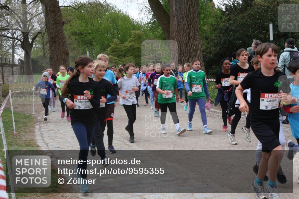 25.04.2026 - Das Zehntel Zöllner http://msf.ph/oto/9595355 25.04.2026 10:42:04 Laufen 5486, 5497 meine-sportfotos.de