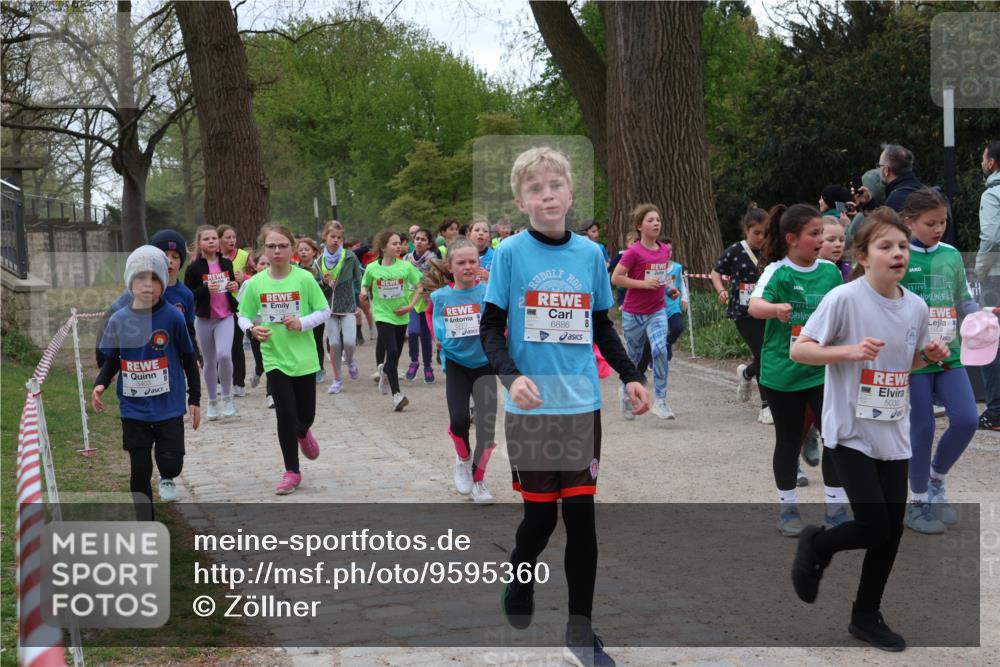 25.04.2026 - Das Zehntel Zöllner http://msf.ph/oto/9595360 25.04.2026 10:42:06 Laufen 6886, 5030, 5904 meine-sportfotos.de