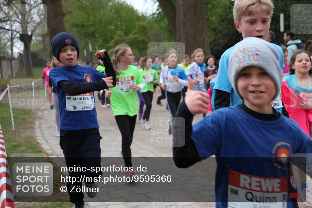 25.04.2026 - Das Zehntel Zöllner http://msf.ph/oto/9595366 25.04.2026 10:42:07 Laufen 5376 meine-sportfotos.de