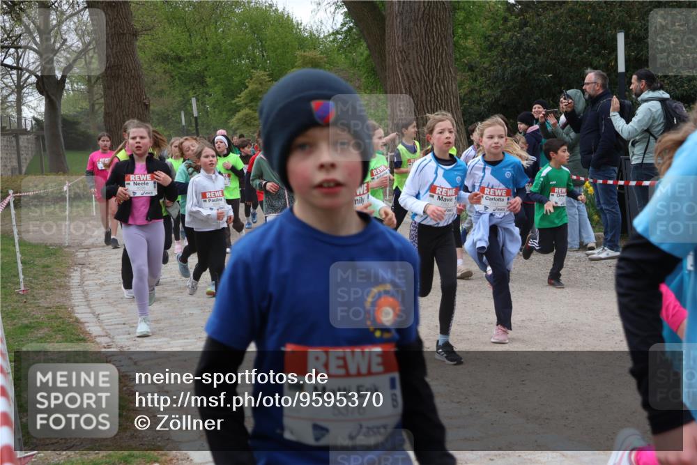 25.04.2026 - Das Zehntel Zöllner http://msf.ph/oto/9595370 25.04.2026 10:42:08 Laufen 5376 meine-sportfotos.de