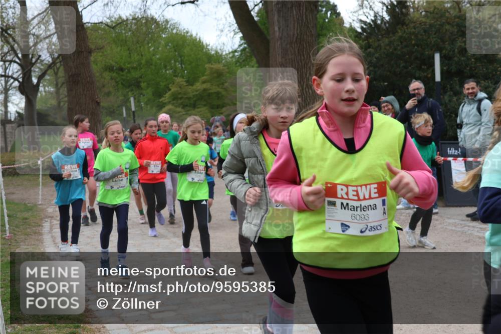 25.04.2026 - Das Zehntel Zöllner http://msf.ph/oto/9595385 25.04.2026 10:42:10 Laufen 6093 meine-sportfotos.de