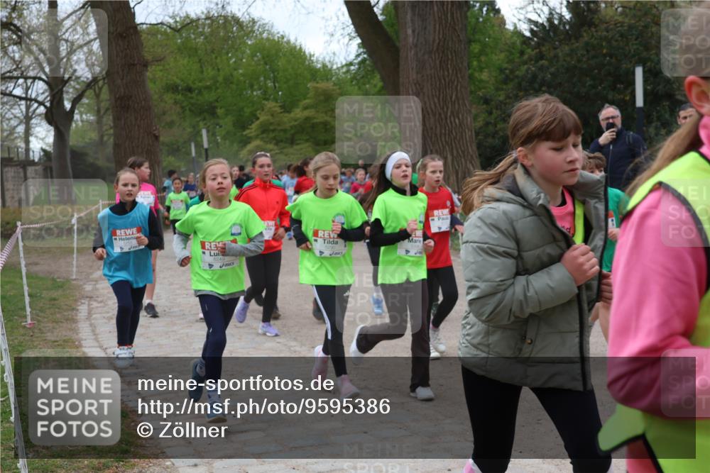 25.04.2026 - Das Zehntel Zöllner http://msf.ph/oto/9595386 25.04.2026 10:42:11 Laufen  meine-sportfotos.de