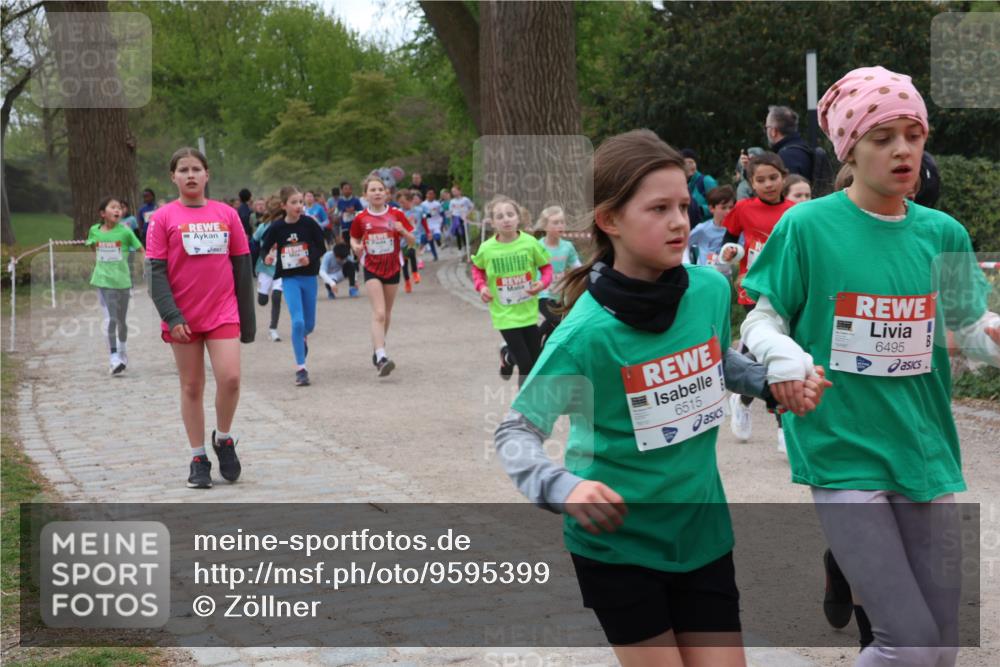 25.04.2026 - Das Zehntel Zöllner http://msf.ph/oto/9595399 25.04.2026 10:42:13 Laufen 6515, 6495 meine-sportfotos.de