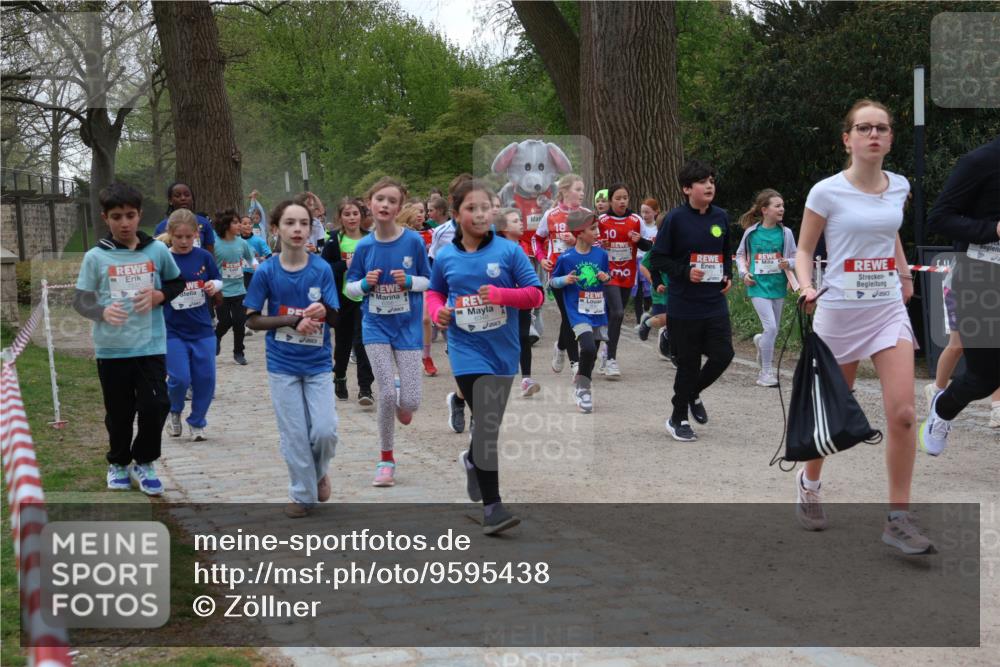25.04.2026 - Das Zehntel Zöllner http://msf.ph/oto/9595438 25.04.2026 10:42:23 Laufen 18, 10 meine-sportfotos.de