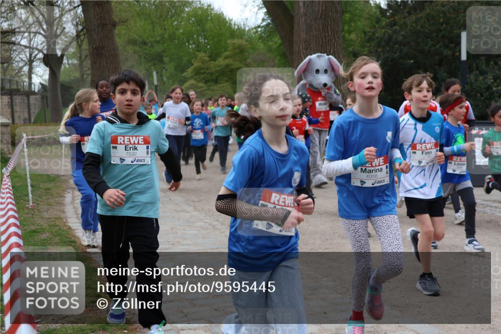 25.04.2026 - Das Zehntel Zöllner http://msf.ph/oto/9595445 25.04.2026 10:42:24 Laufen 7532, 6356, 7722 meine-sportfotos.de