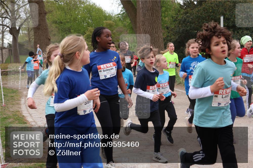 25.04.2026 - Das Zehntel Zöllner http://msf.ph/oto/9595460 25.04.2026 10:42:27 Laufen 5459, 5418, 688, 20, 7567 meine-sportfotos.de