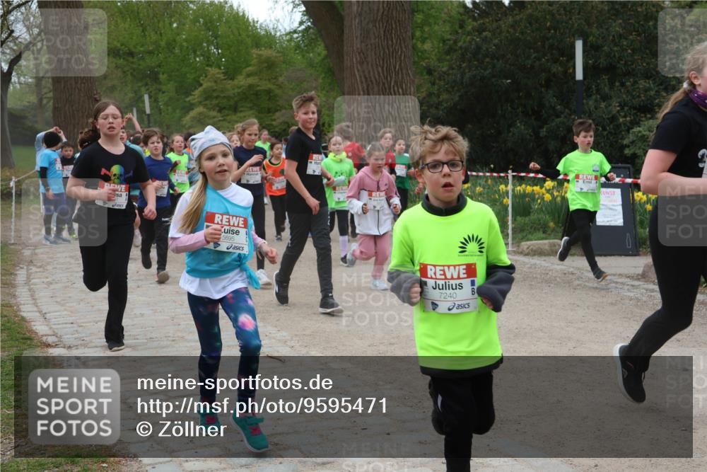 25.04.2026 - Das Zehntel Zöllner http://msf.ph/oto/9595471 25.04.2026 10:42:30 Laufen 5695, 7240 meine-sportfotos.de
