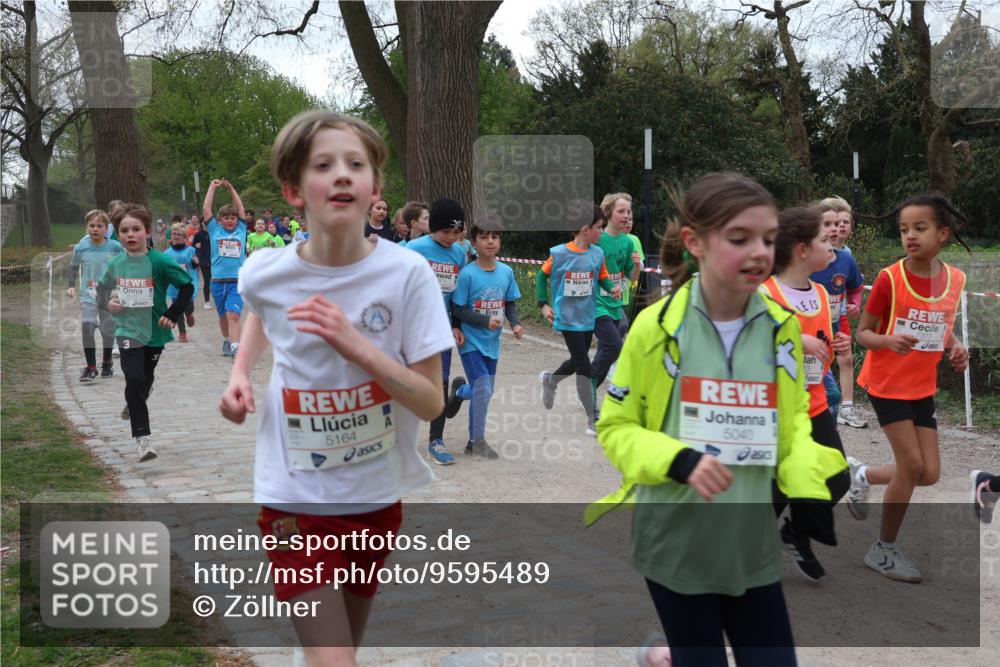25.04.2026 - Das Zehntel Zöllner http://msf.ph/oto/9595489 25.04.2026 10:42:34 Laufen 5164, 5040 meine-sportfotos.de