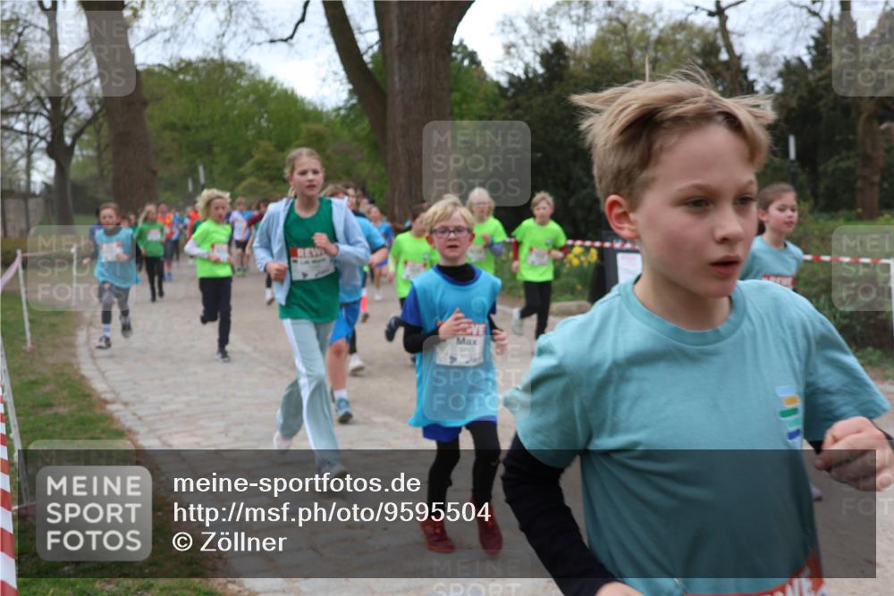 25.04.2026 - Das Zehntel Zöllner http://msf.ph/oto/9595504 25.04.2026 10:42:37 Laufen 6713 meine-sportfotos.de