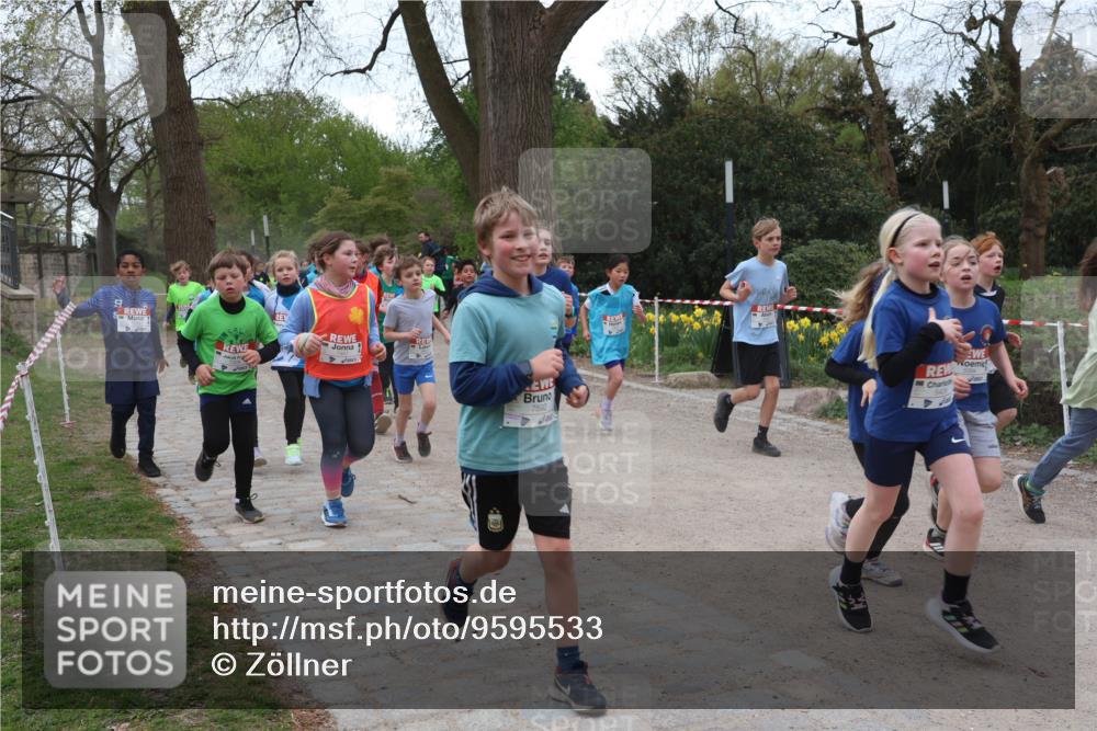 25.04.2026 - Das Zehntel Zöllner http://msf.ph/oto/9595533 25.04.2026 10:42:44 Laufen 111322, 9, 7592, 5394 meine-sportfotos.de