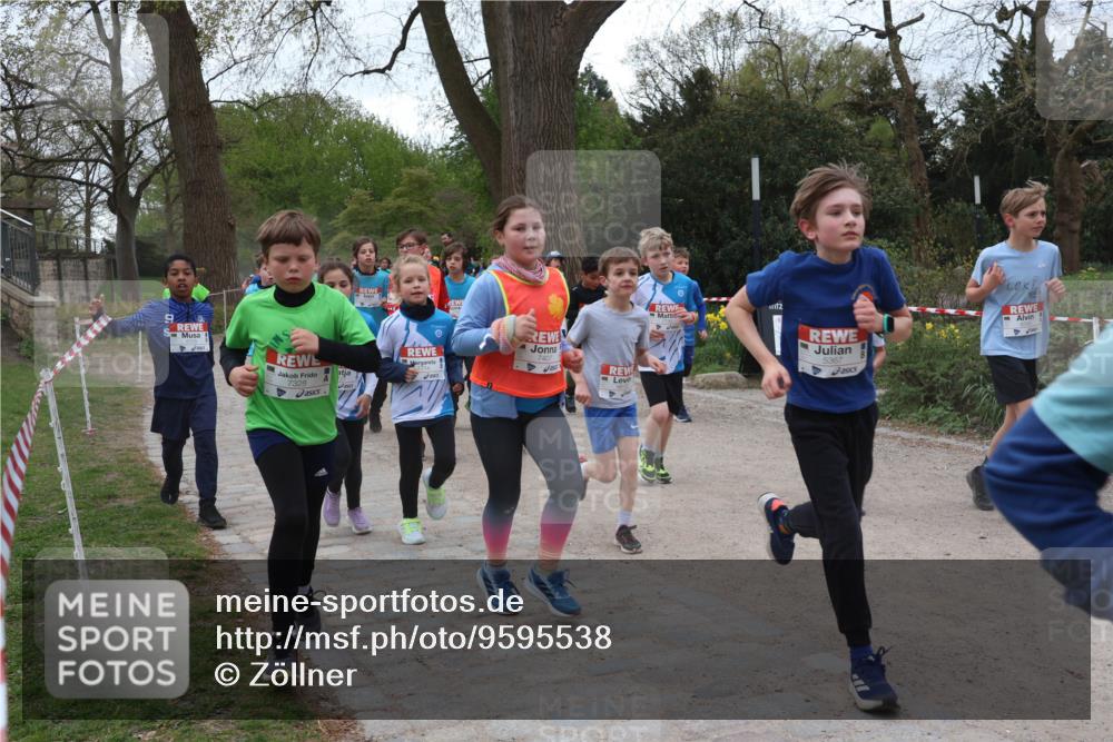 25.04.2026 - Das Zehntel Zöllner http://msf.ph/oto/9595538 25.04.2026 10:42:45 Laufen 7328, 5367 meine-sportfotos.de