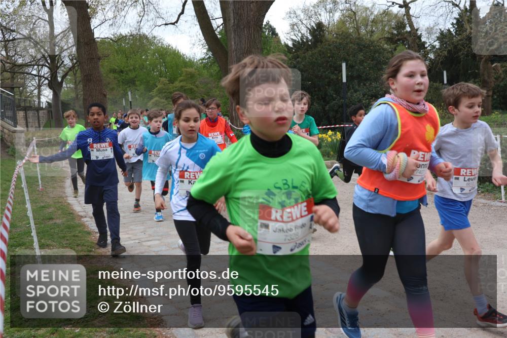 25.04.2026 - Das Zehntel Zöllner http://msf.ph/oto/9595545 25.04.2026 10:42:46 Laufen 7328, 740, 6613 meine-sportfotos.de