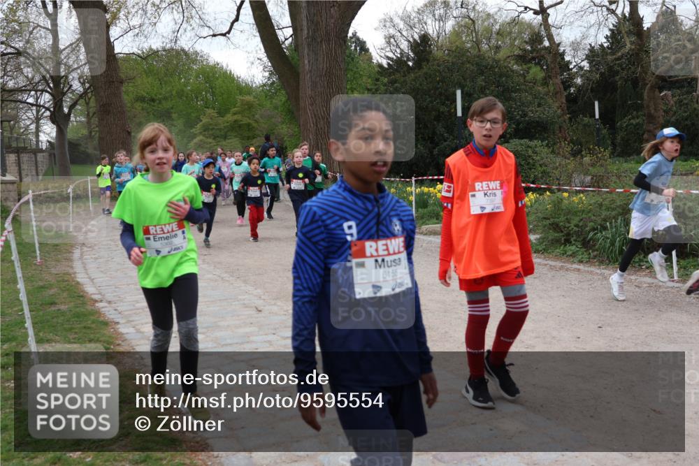 25.04.2026 - Das Zehntel Zöllner http://msf.ph/oto/9595554 25.04.2026 10:42:48 Laufen 5302, 9, 5156 meine-sportfotos.de