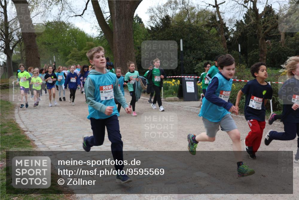 25.04.2026 - Das Zehntel Zöllner http://msf.ph/oto/9595569 25.04.2026 10:42:51 Laufen 5837 meine-sportfotos.de
