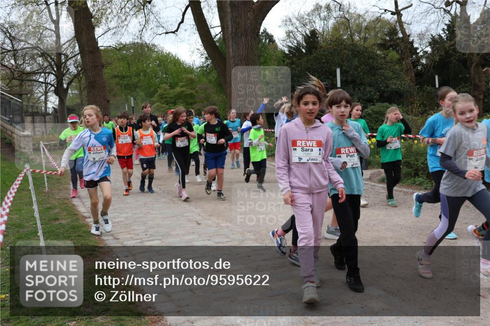 25.04.2026 - Das Zehntel Zöllner http://msf.ph/oto/9595622 25.04.2026 10:42:59 Laufen 7580, 7614, 250 meine-sportfotos.de