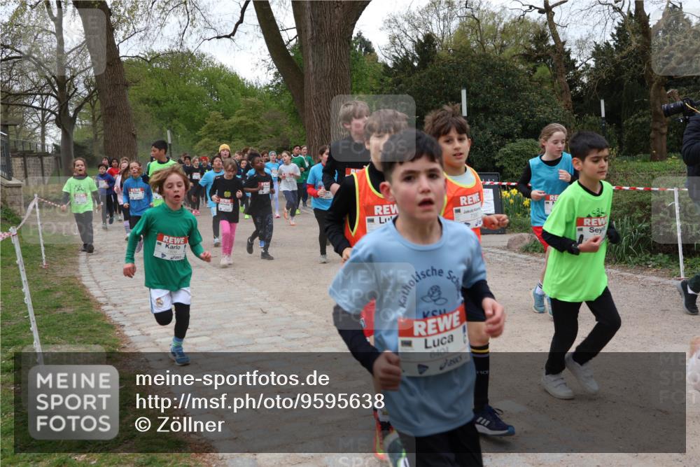 25.04.2026 - Das Zehntel Zöllner http://msf.ph/oto/9595638 25.04.2026 10:43:02 Laufen 6404 meine-sportfotos.de