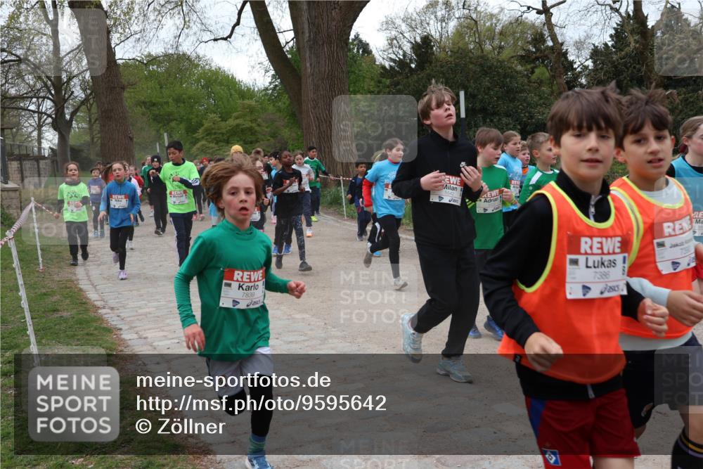 25.04.2026 - Das Zehntel Zöllner http://msf.ph/oto/9595642 25.04.2026 10:43:03 Laufen 7839, 7386 meine-sportfotos.de
