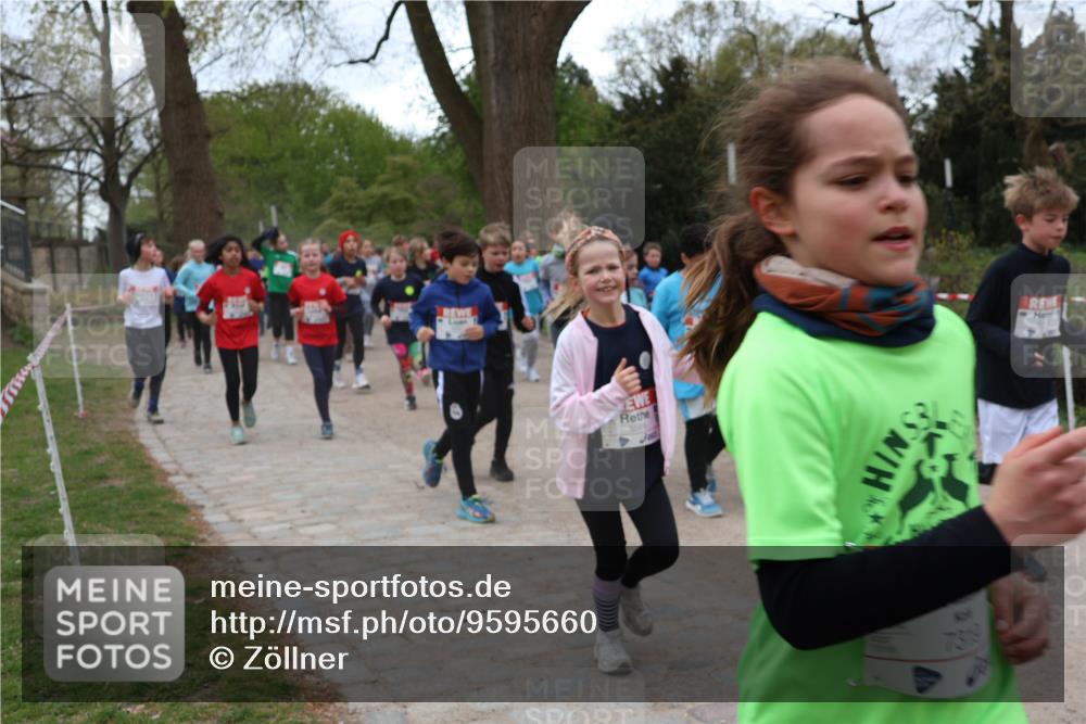 25.04.2026 - Das Zehntel Zöllner http://msf.ph/oto/9595660 25.04.2026 10:43:07 Laufen 5668 meine-sportfotos.de