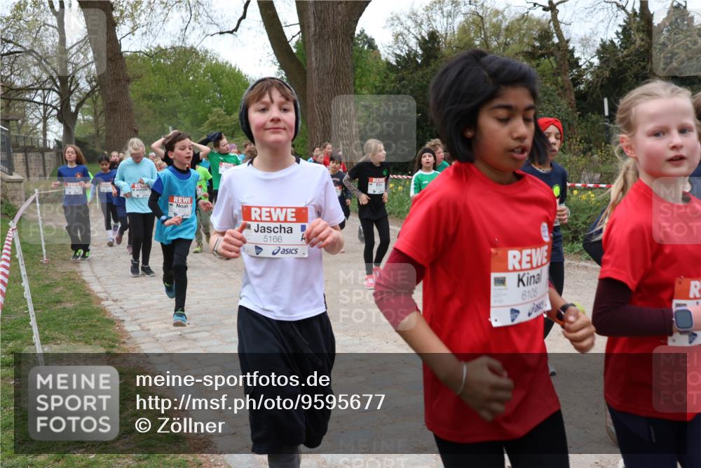 25.04.2026 - Das Zehntel Zöllner http://msf.ph/oto/9595677 25.04.2026 10:43:10 Laufen 5166, 6106 meine-sportfotos.de