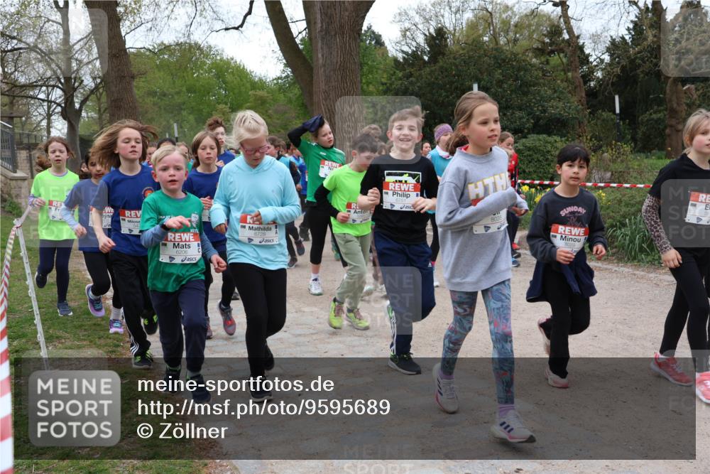 25.04.2026 - Das Zehntel Zöllner http://msf.ph/oto/9595689 25.04.2026 10:43:12 Laufen 6206, 6728, 6751, 8035 meine-sportfotos.de
