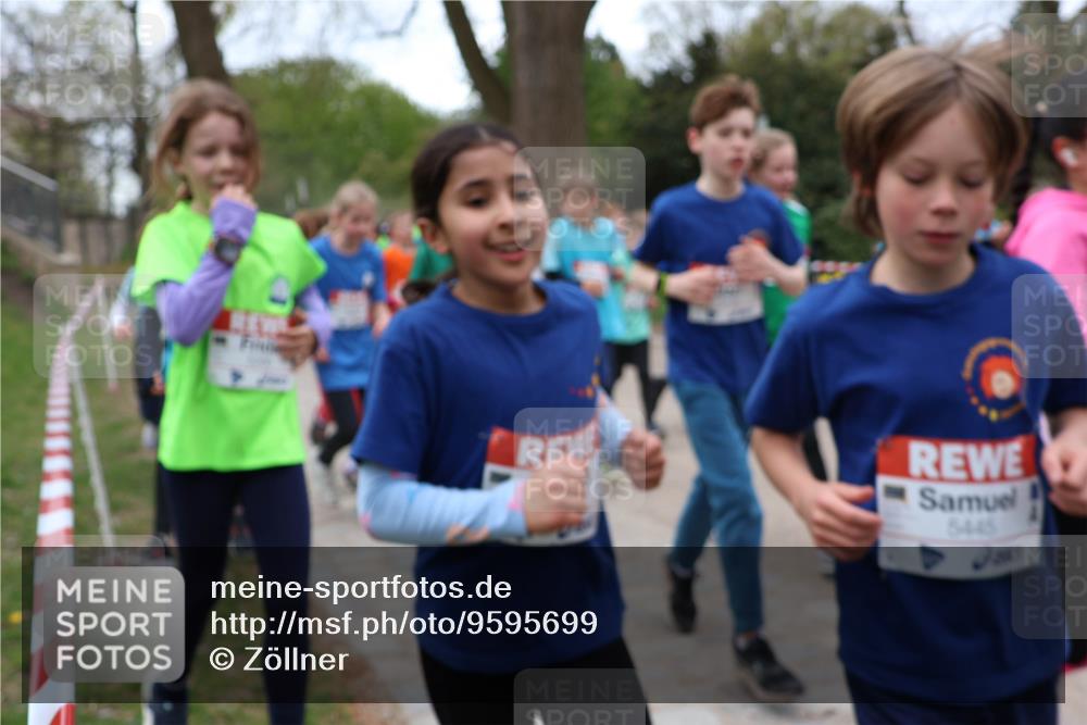 25.04.2026 - Das Zehntel Zöllner http://msf.ph/oto/9595699 25.04.2026 10:43:14 Laufen 5445 meine-sportfotos.de